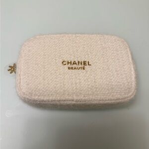 Chanel Crème Color Tweed Cosmetics Bag